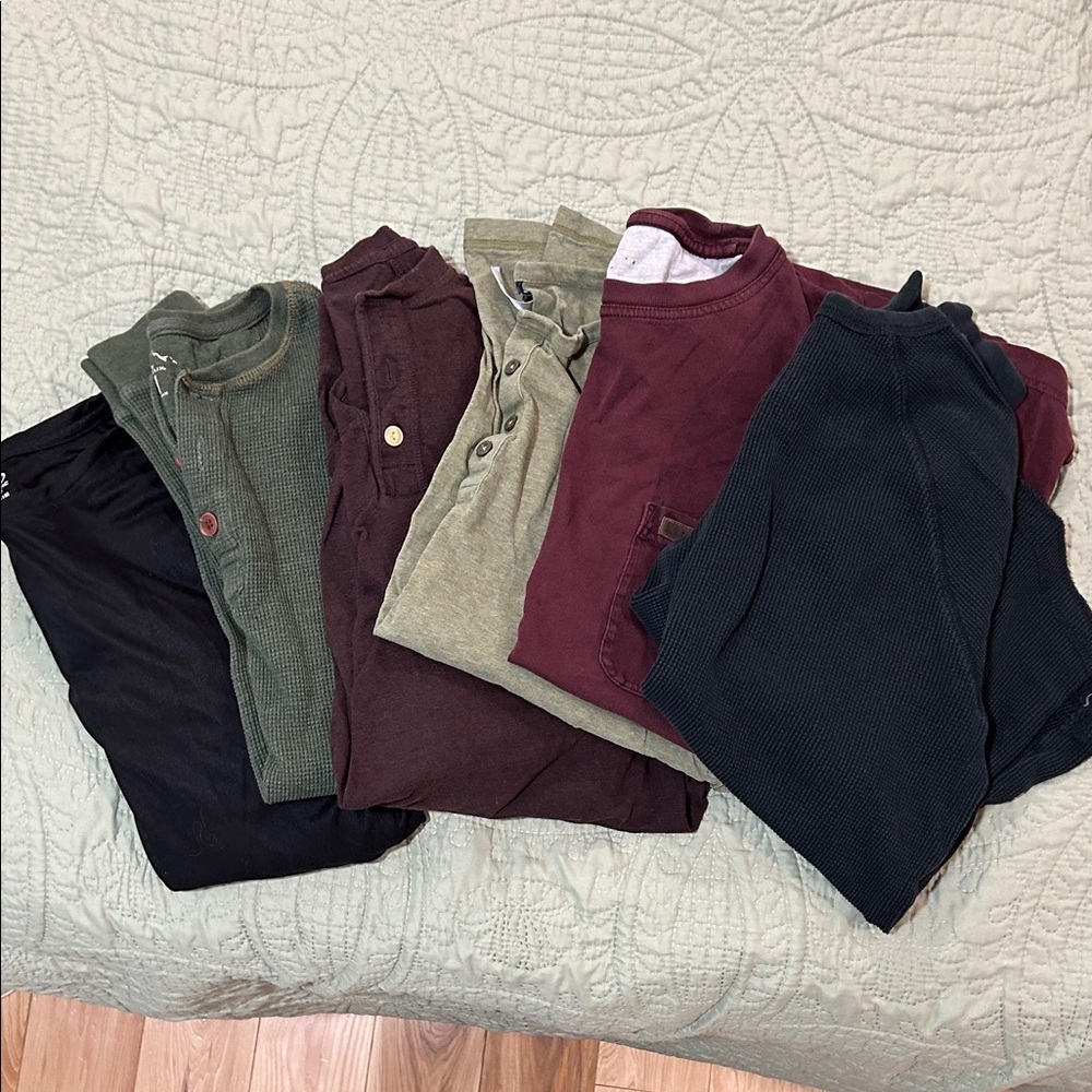 6 long sleeved tees